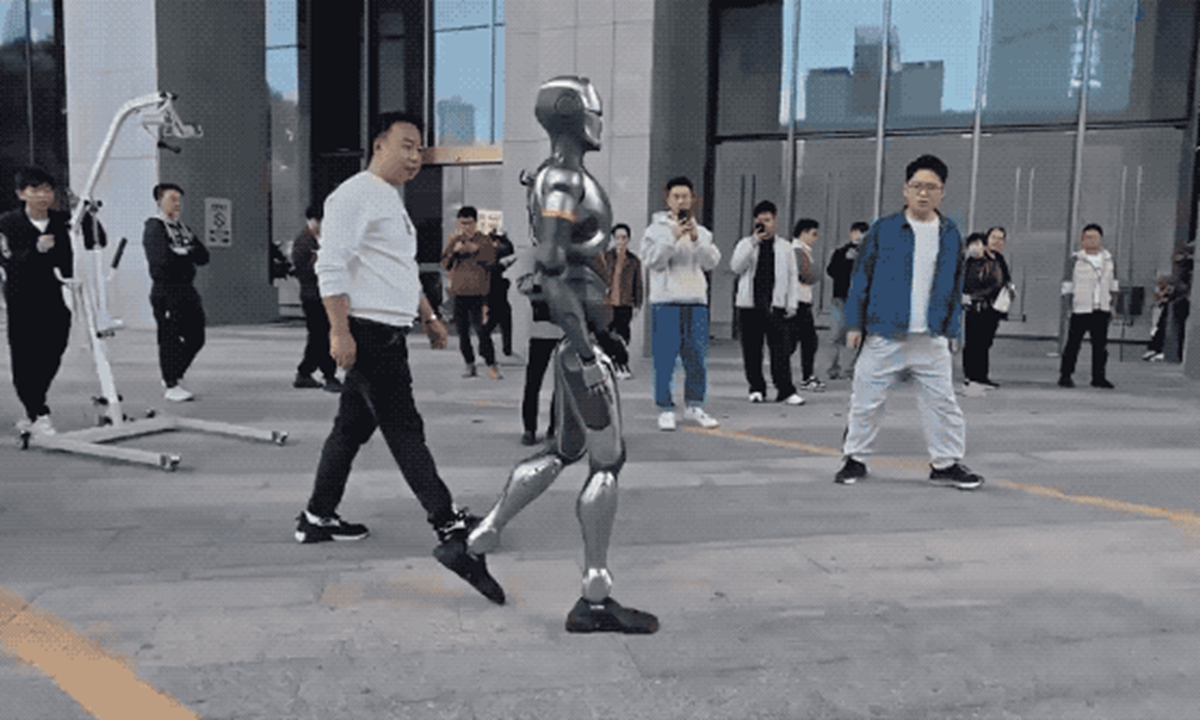 然而